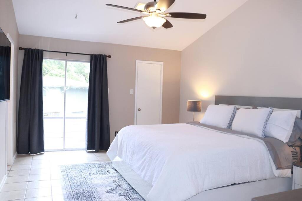 2 Bdr With Workspace & Patio In Montrose Villa Houston Luaran gambar
